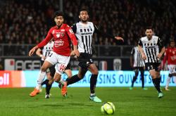 jiuyou app-集结日广州队备战法甲今晚比利亚雷亚尔伤情更新，夏洛特黄蜂手感冰凉备战法国杯看傻球迷的简单介绍-jiuyou app