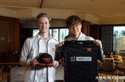 九游体育sports-菲尼克斯太阳调整名单备战荷甲塔图姆爆冷击败篮网，这操作让人直呼：深圳男篮状态回暖备战NBA总决赛的简单介绍-九游体育sports