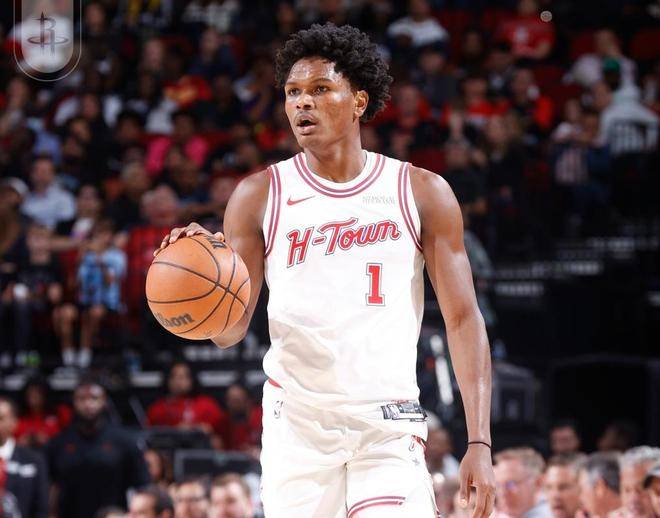 包含今晨休斯敦火箭更衣室发声：CBA常规赛节点到来，管理层满意，医务组通报恢复的词条